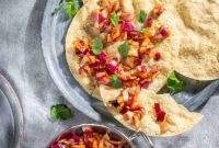 Poppadom Perfection: Indian Onion Chutney
