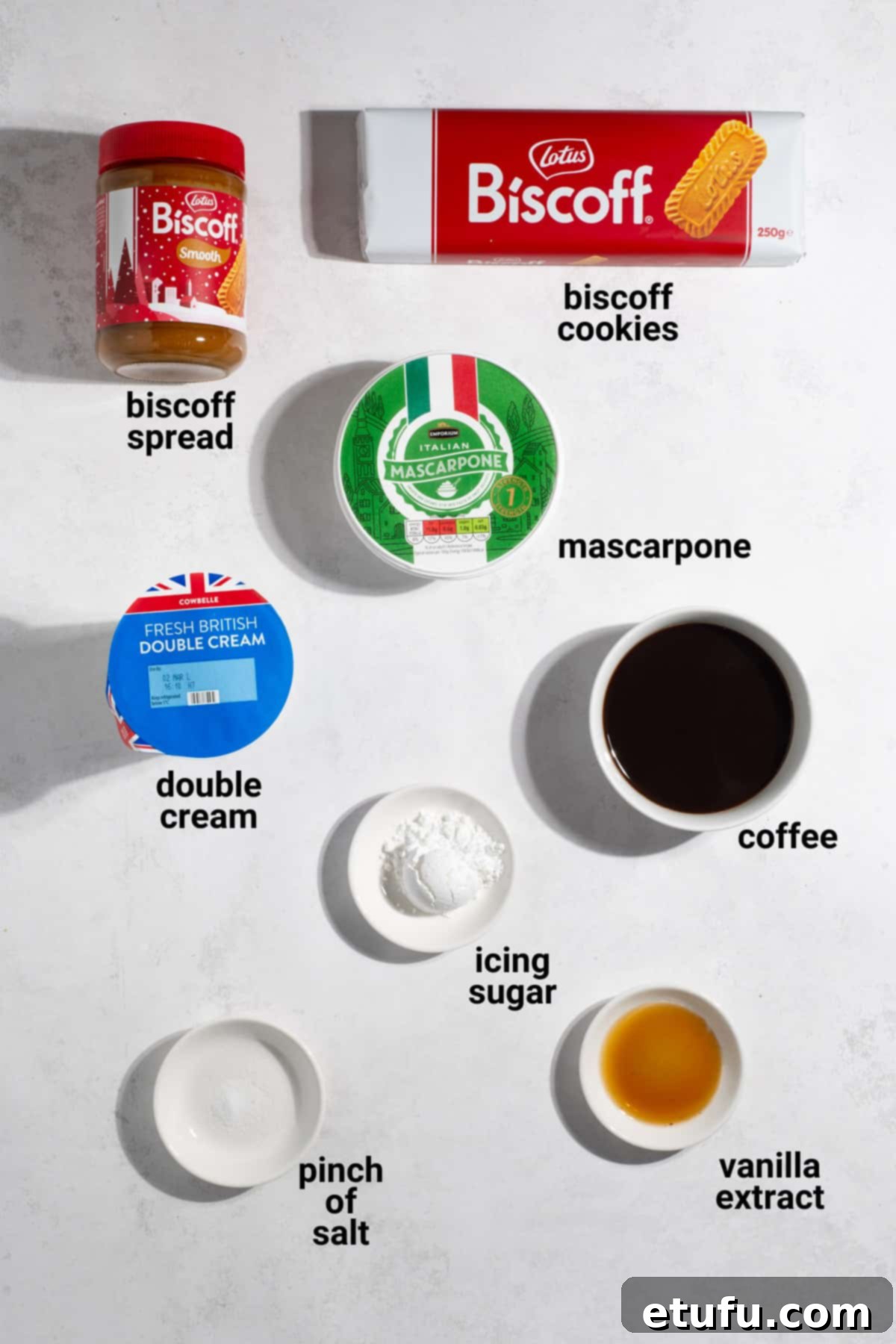 Speculoos tiramisu ingredients.